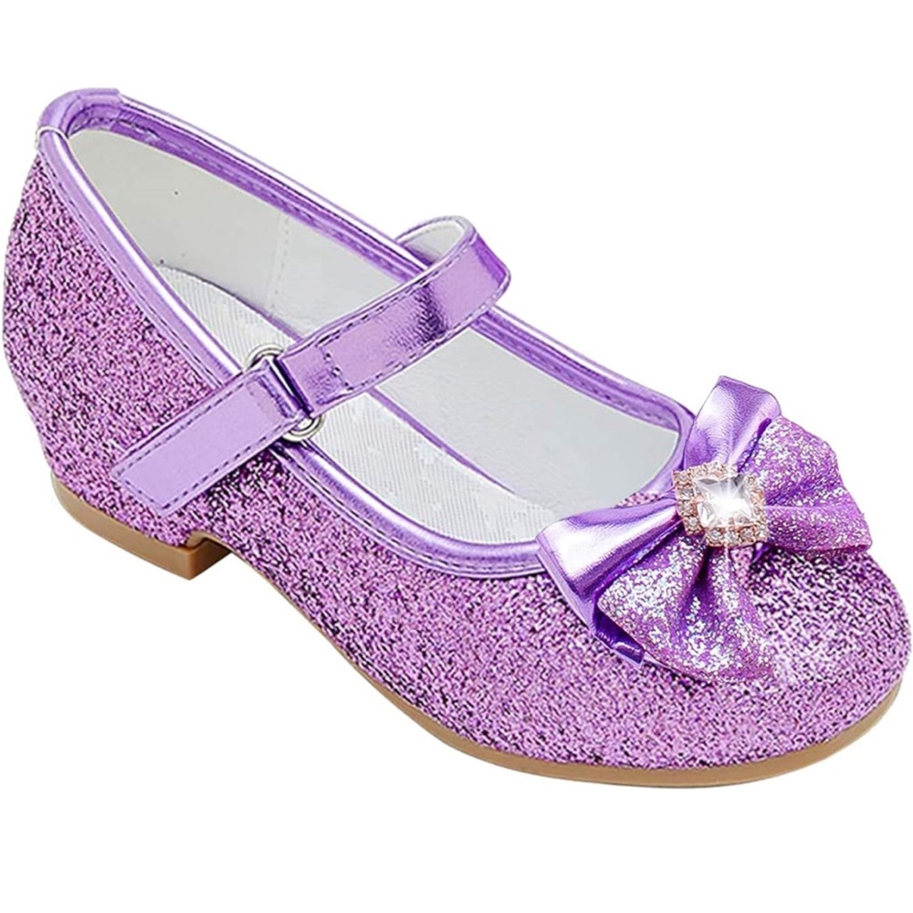 Girl’s purple, glitter shoes